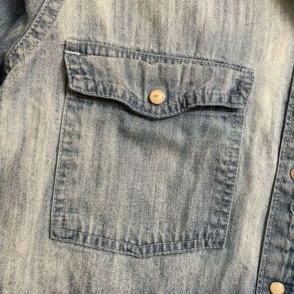 Abercrombie Fitch Womens M Bleach Washed Long Sleeve Denim Button Down Top Shirt - Picture 3 of 7